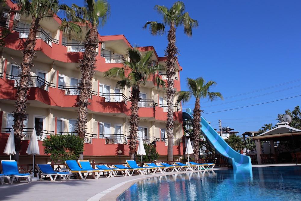Semoris Hotel Side Eksteriør billede