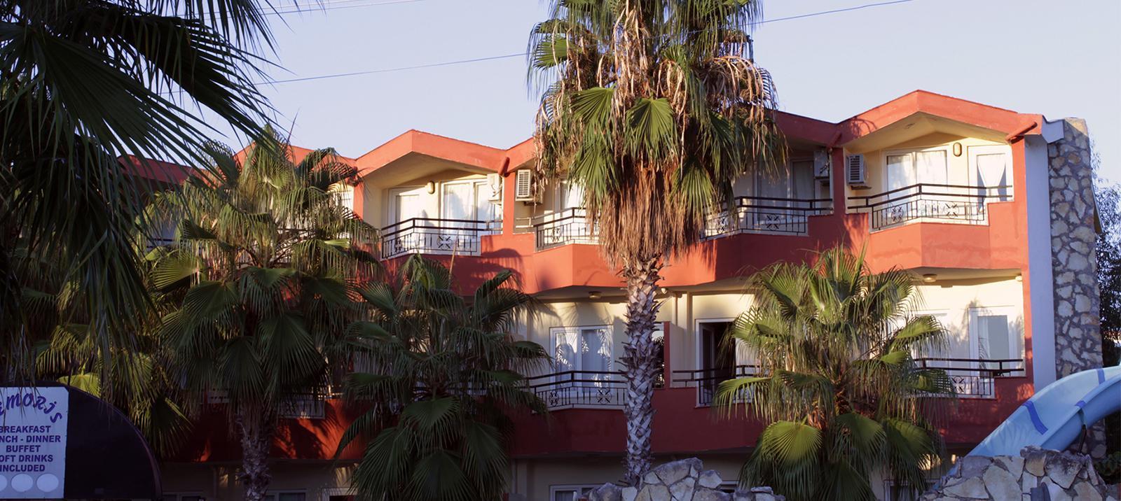 Semoris Hotel Side Eksteriør billede
